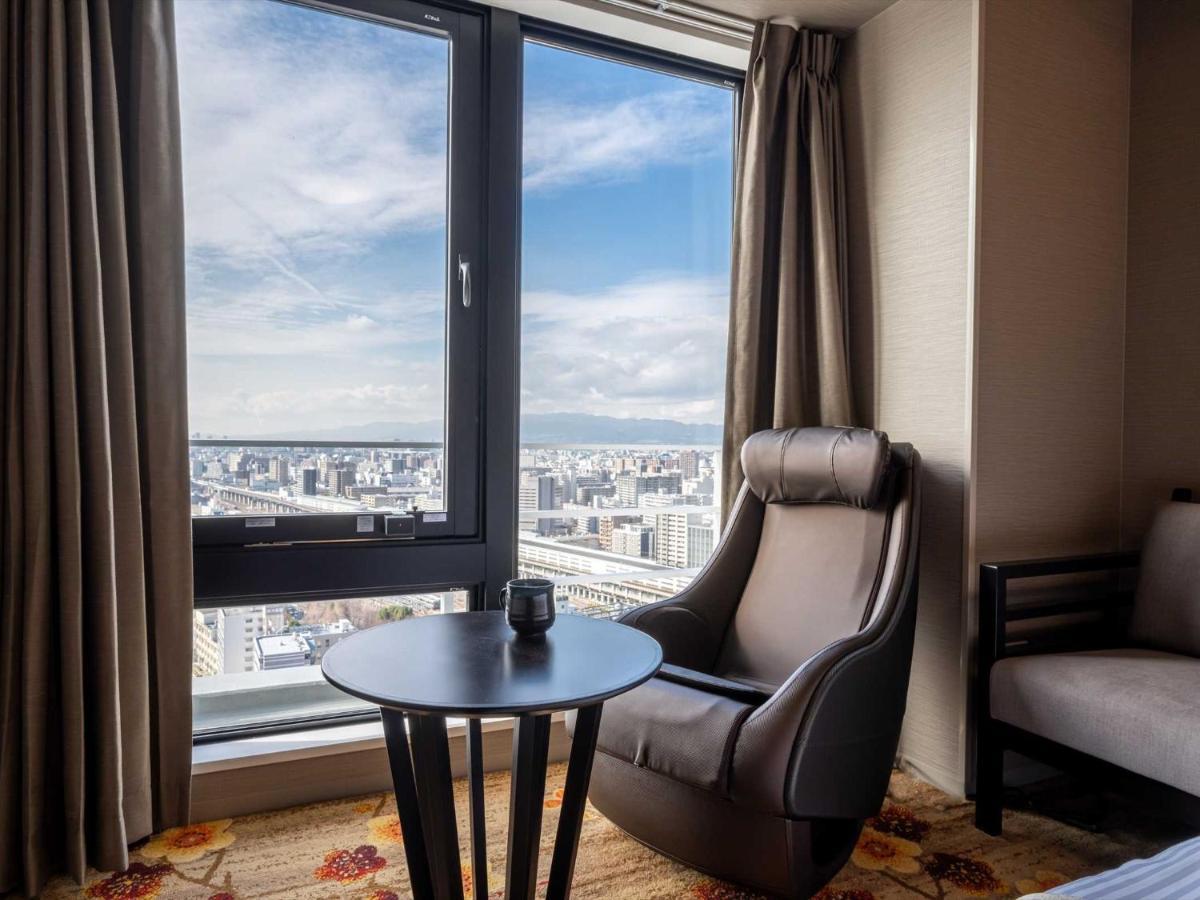 Hotel Wbf Shin-Osaka Skytower Exterior photo